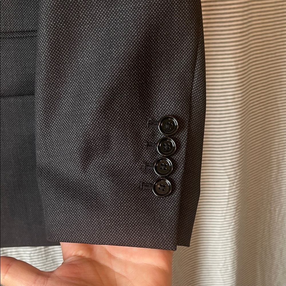Custom Indochino charcoal wool suit. Silk burgundy lining. Jacket AND pants. - Picture 5 of 14